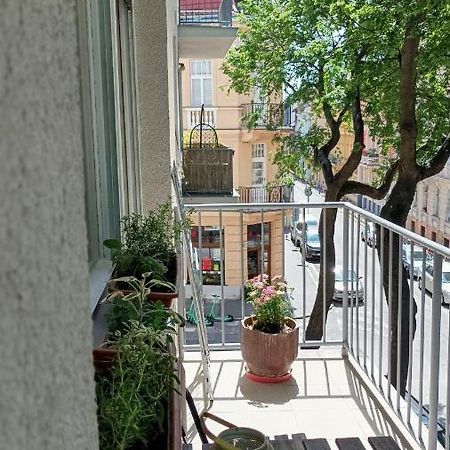 Nice Flat Under The Castle Bratislava Bagian luar foto