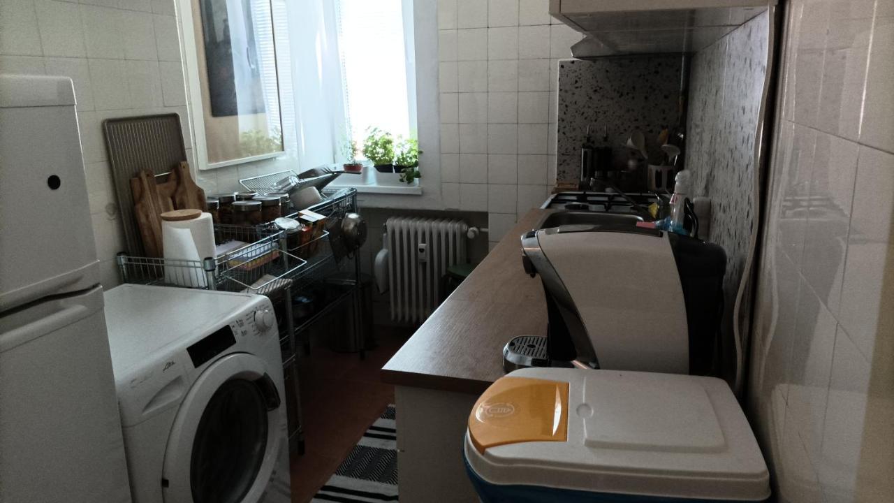 Nice Flat Under The Castle Bratislava Bagian luar foto